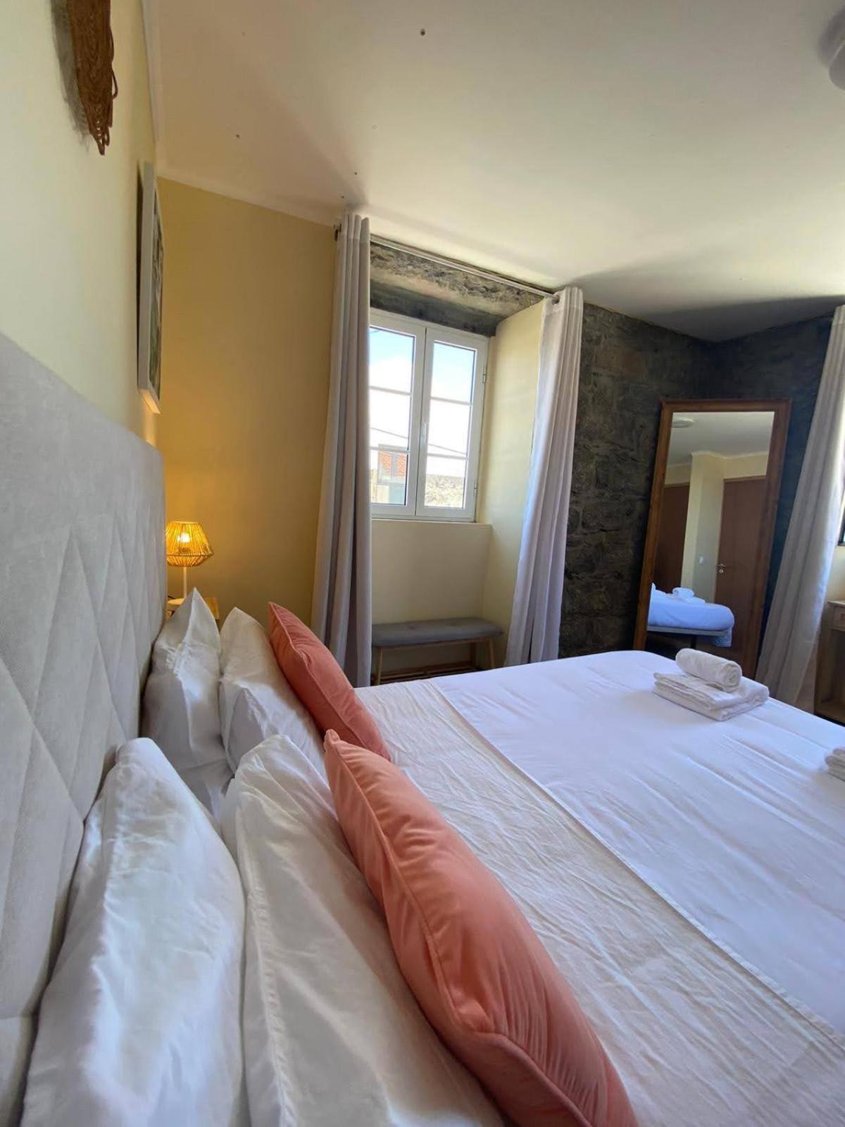 Bed and Breakfast Casa Pavao Pilar Екстер'єр фото